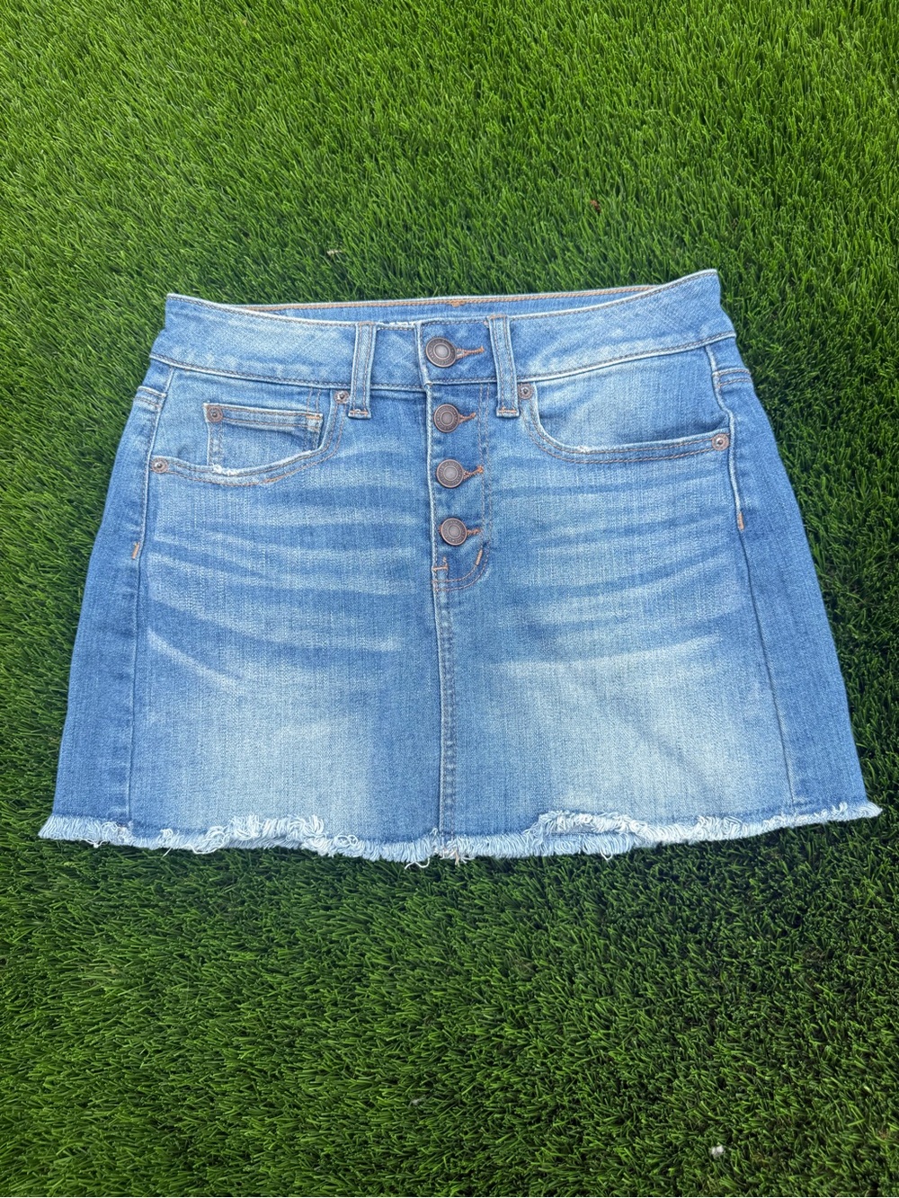 American Eagle Outfitters Light Blue Button-Front Denim Mini Skirt super stretch